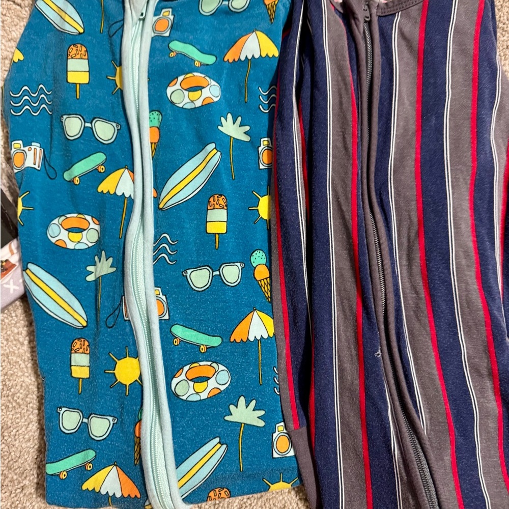 Little Sleepies 18/24 Bundle. Comment any questions - Picture 9 of 14